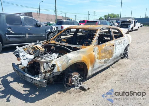 2015 Chrysler 300 300S из США, поврежденный, VIN 2C3CCAGG8FH899700